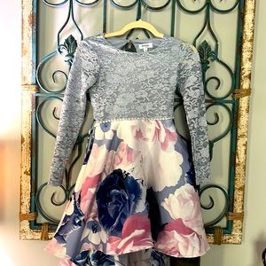 Like new girls dress